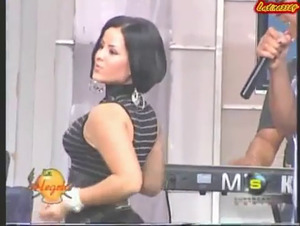 Neyelin Alvarez Bailando 2